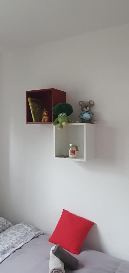 Appartement Daisy à Pula Extérieur photo